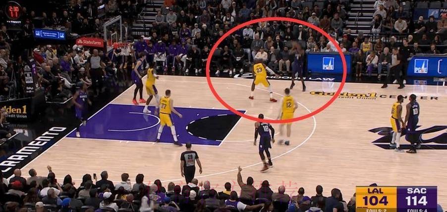 灾难！詹皇最后5分钟上场当卧底，13秒失误+不防守葬送湖人，东契奇带不动他